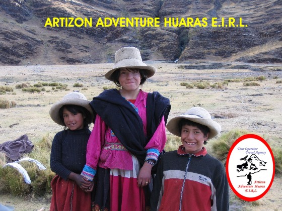 POBLADORES DE HUILLCAPAMPA CORDILLERA BLANCA